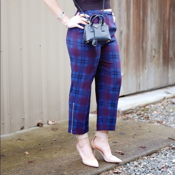 Aritzia Babaton Plaid Crop Pants - Picture 5 of 5